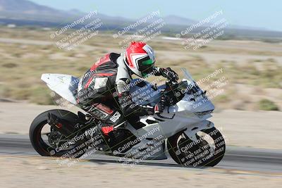 media/Oct-26-2025-Race Pace (Sun) [[c1447ca738]]/Verified/1-Turn 9 Inside (930am)/